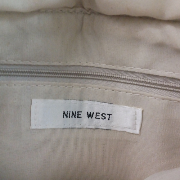 Nine West Turquoise Zipper Trim Purse / Clutch - Picture 7 of 7